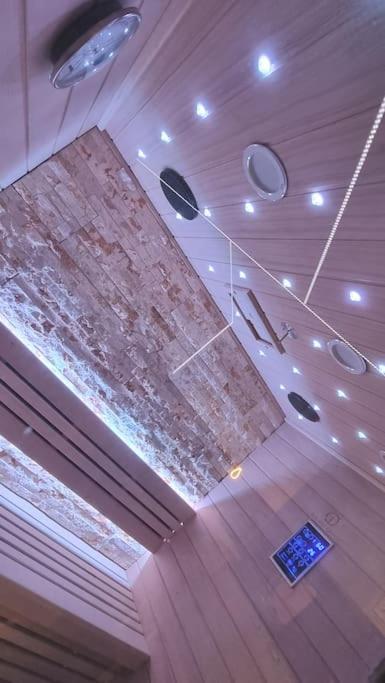 Royalspa Luxueux Appartement Avec Spa Strasbourg Extérieur photo